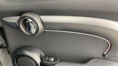 MINI Hatchback 1.5 Cooper Exclusive 5dr Auto [Comfort/Nav Pack] Petrol Hatchback